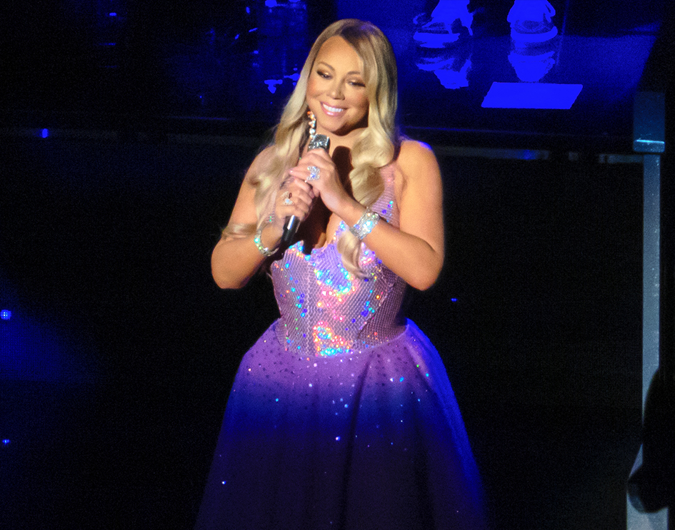 Mariah Carey : Caution World Tour - Radio City Music Hall, New York (2019)