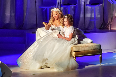 Mariah Carey : Merry Christmas to All - Madison Square Garden, New York (2022)