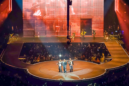 Usher : Past, Present, Future - Barclays Center, Brooklyn (2024)