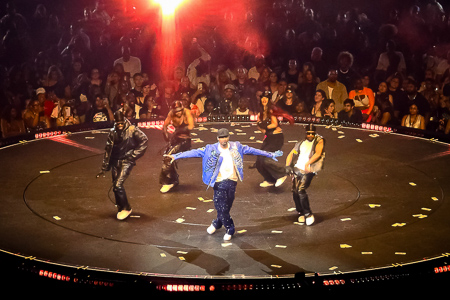 Usher : Past, Present, Future - Barclays Center, Brooklyn (2024)